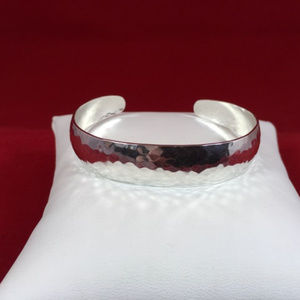 James Avery Sterling Silver RETIRED Divina Cuff Bracelet